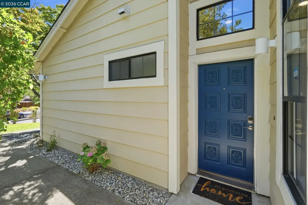 2300 Lake Park Court Martinez CA 94553