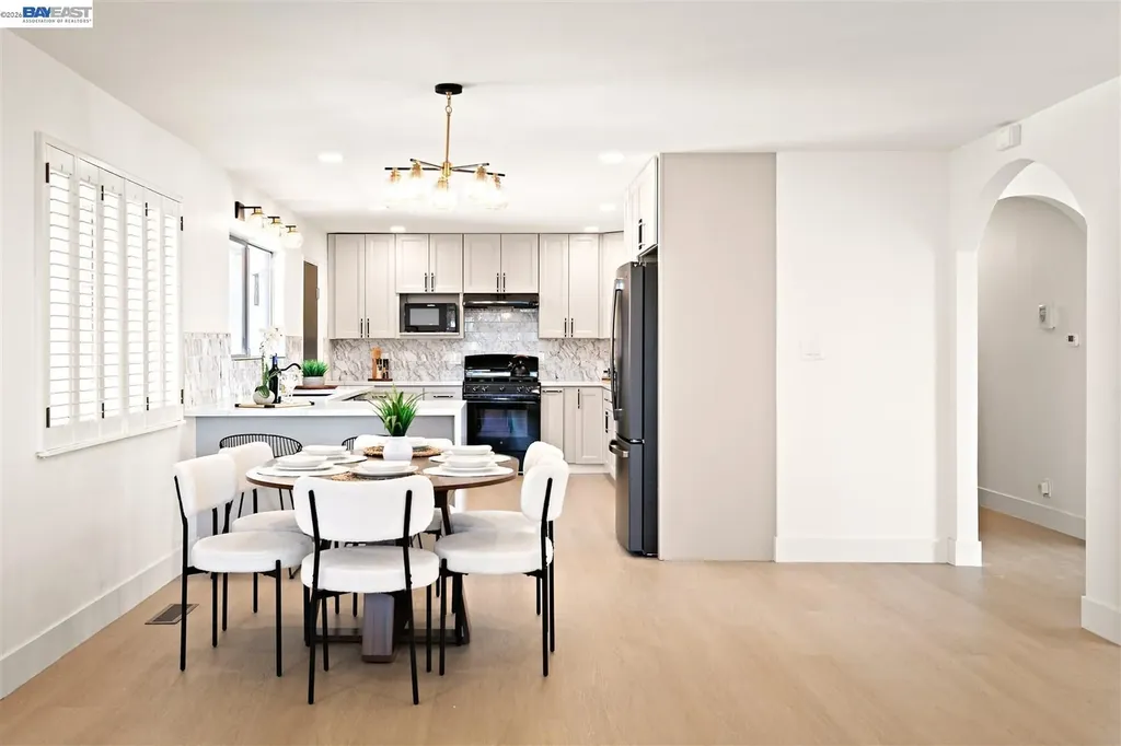 2356 Marineview Drive San Leandro CA 94577