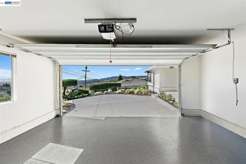 2356 Marineview Drive San Leandro CA 94577