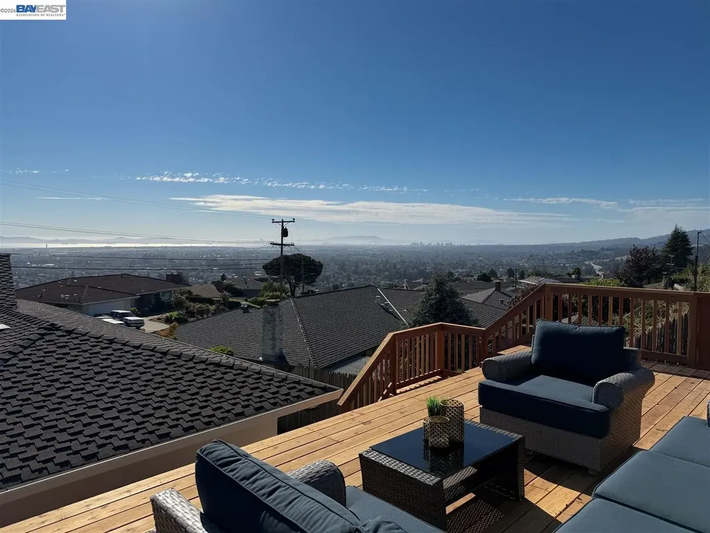 2356 Marineview Drive San Leandro CA 94577