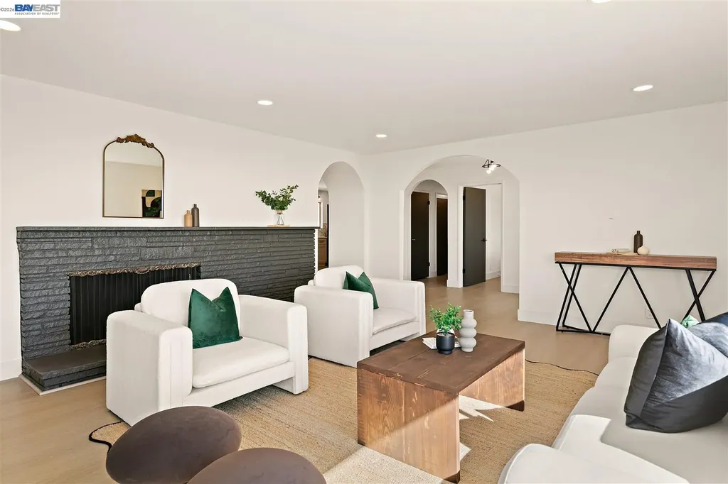 2356 Marineview Drive San Leandro CA 94577