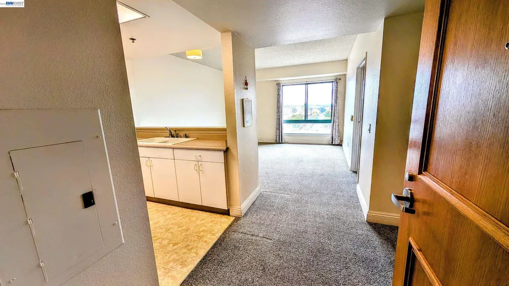 989 Webster Street Oakland CA 94607