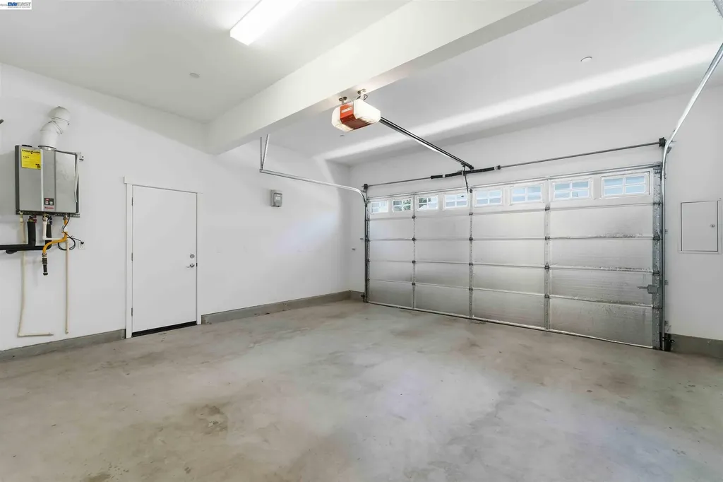 37595 Sea Bank Street Newark CA 94560