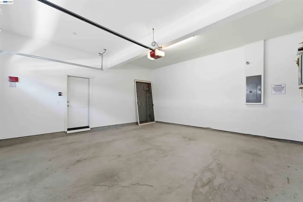 37595 Sea Bank Street Newark CA 94560