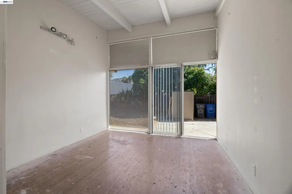 440 Rousseau Street Hayward CA 94544