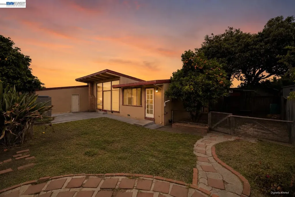 440 Rousseau Street Hayward CA 94544
