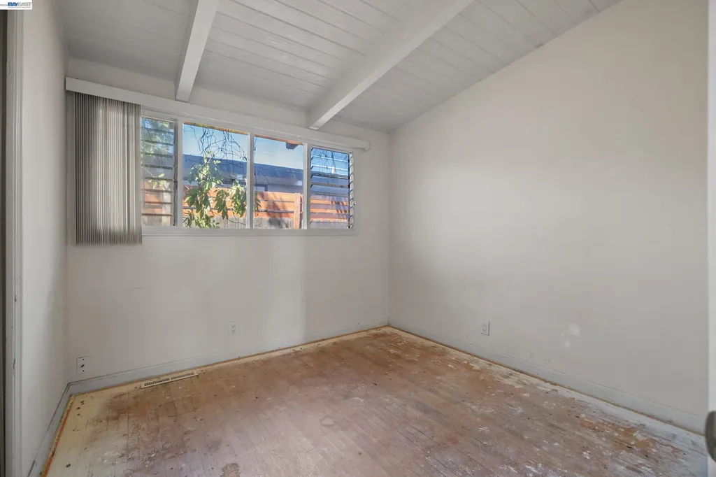 440 Rousseau Street Hayward CA 94544