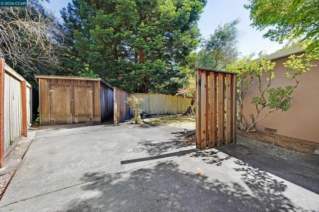 2324 Dolores Court Pinole CA 94564