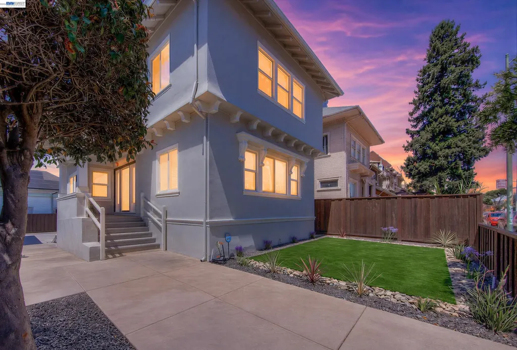 Oakland CA, 1043 18TH Street