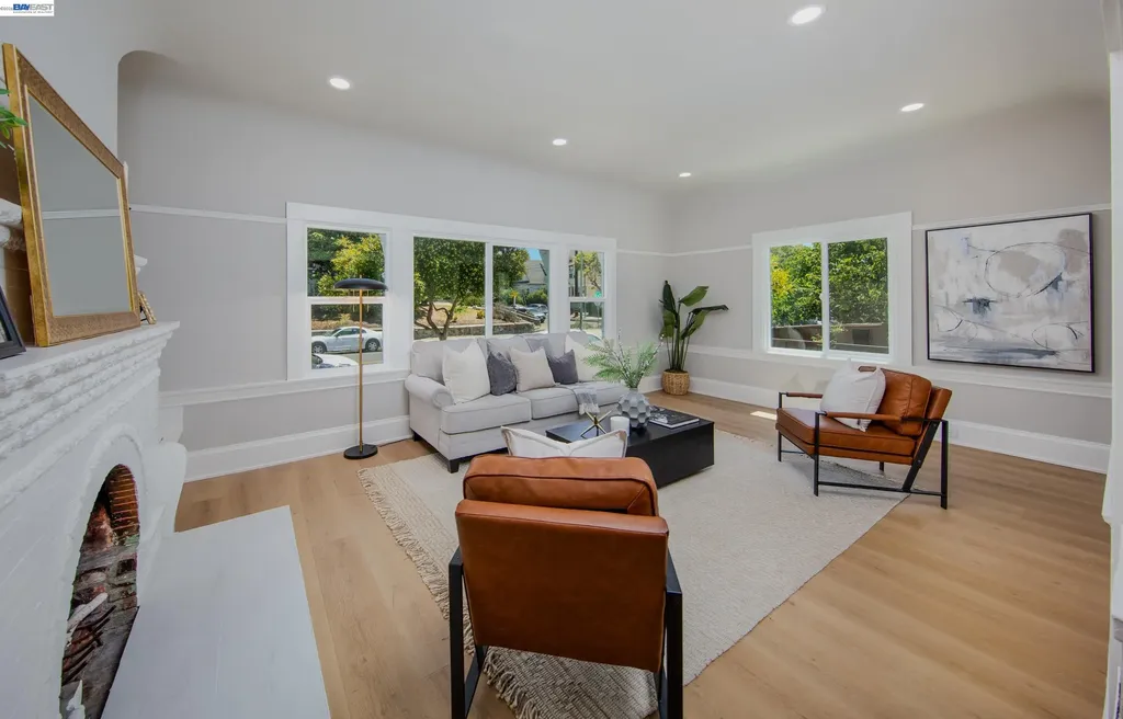 1043 18th Street Oakland CA 94606
