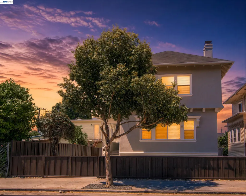 1043 18th Street Oakland CA 94606