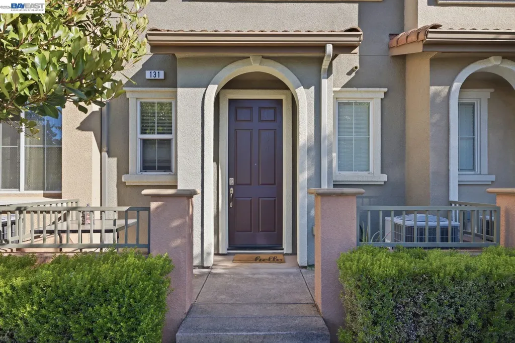 131 Burbank Street Hayward CA 94541
