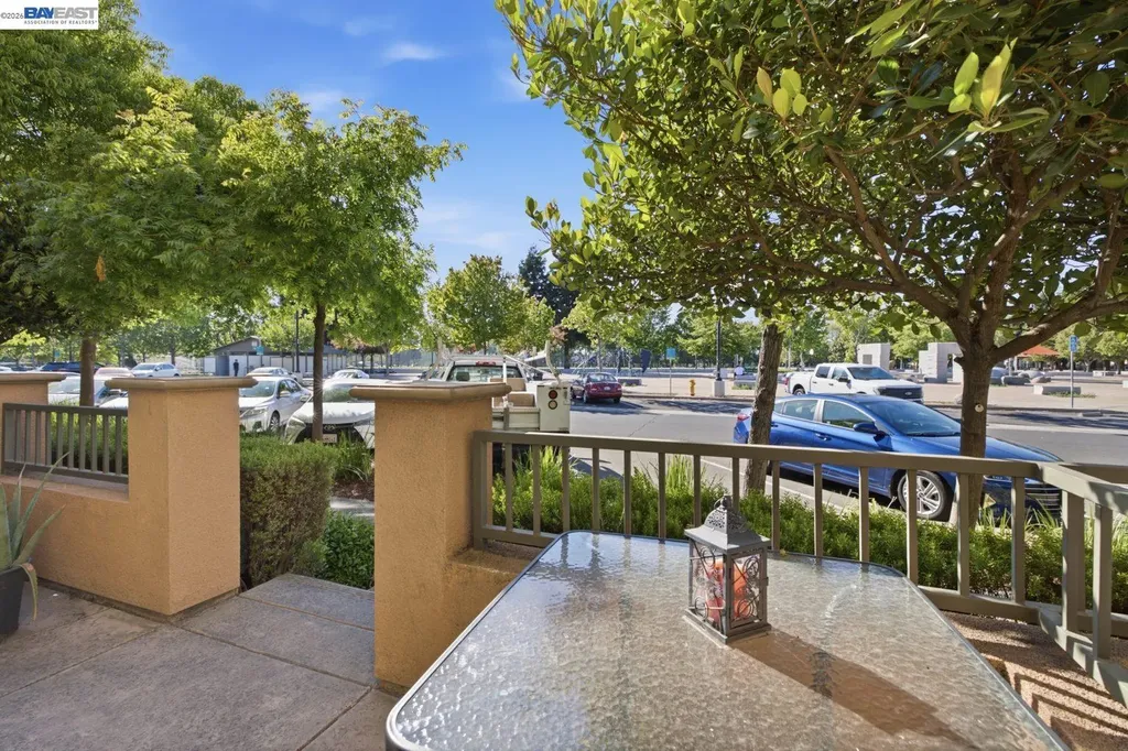 131 Burbank Street Hayward CA 94541