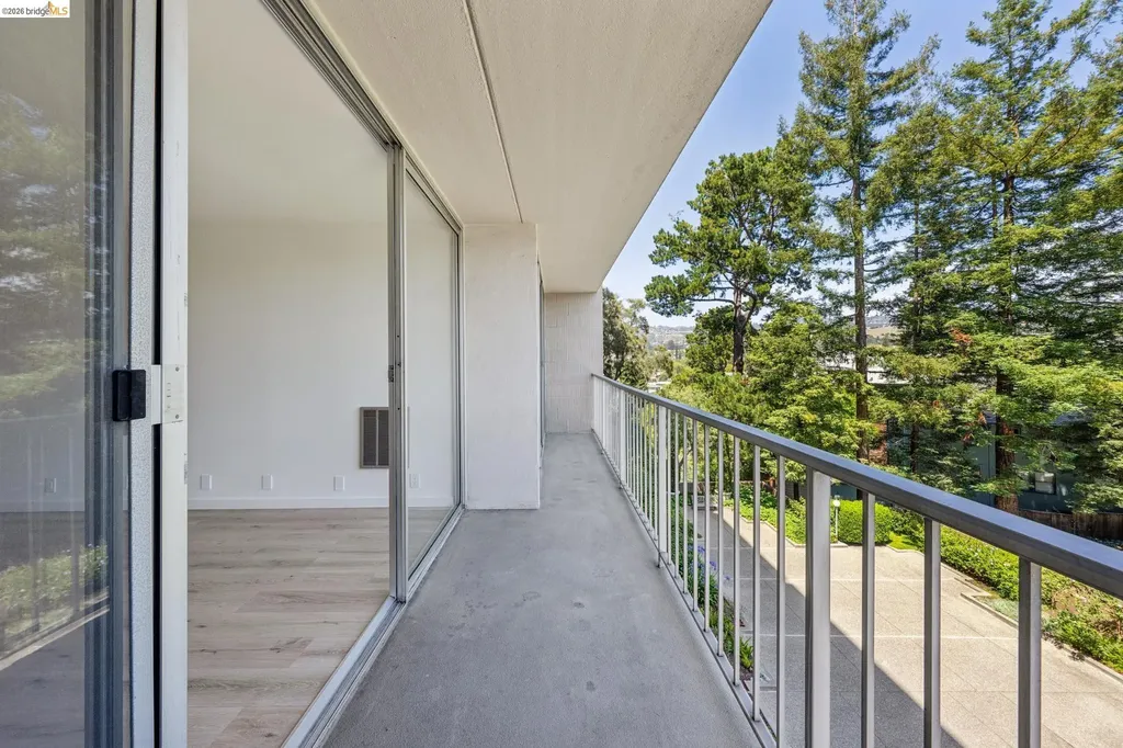 1 Kelton Court Oakland CA 94611