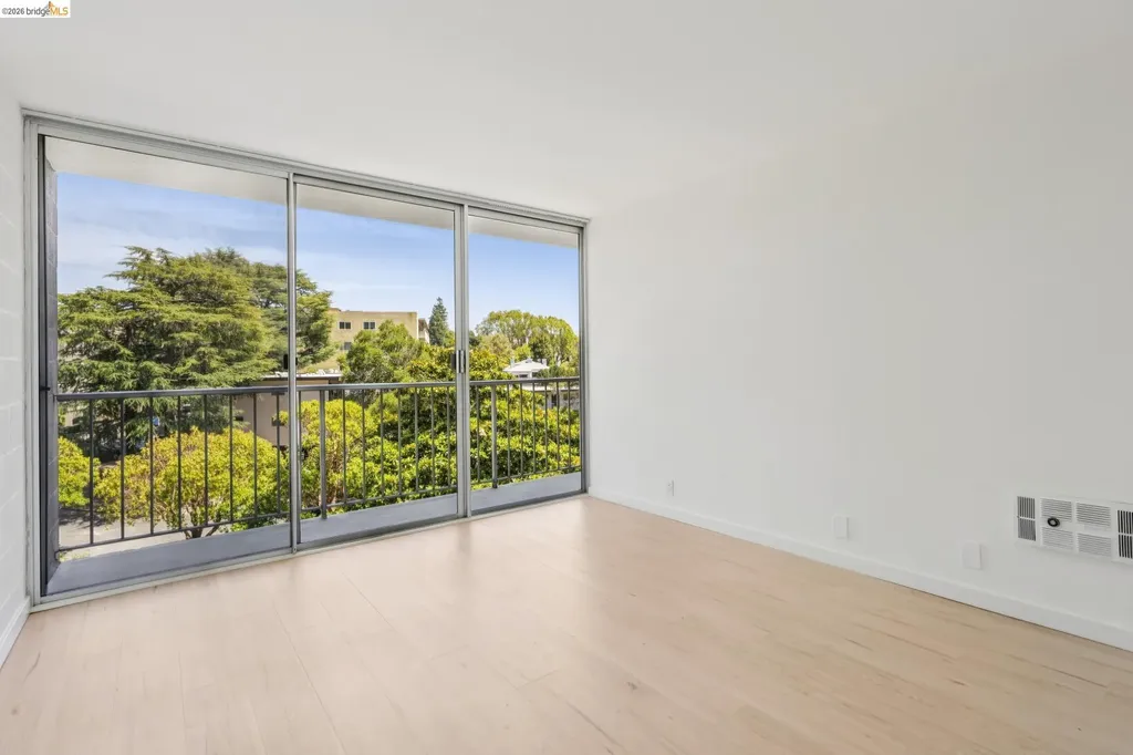 1 Kelton Court Oakland CA 94611