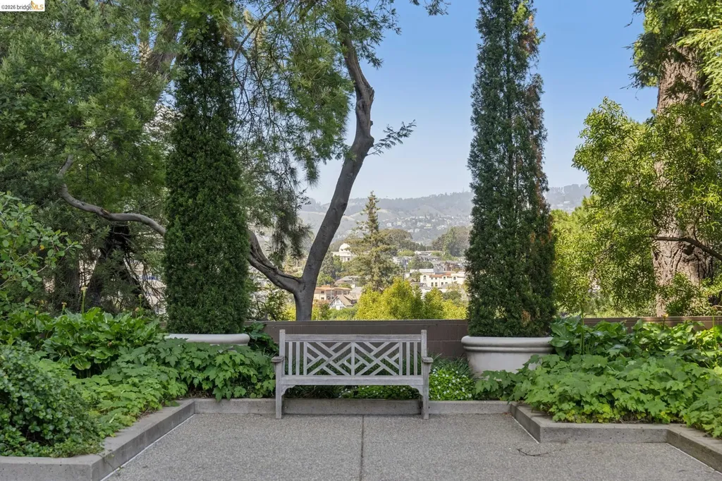 1 Kelton Court Oakland CA 94611
