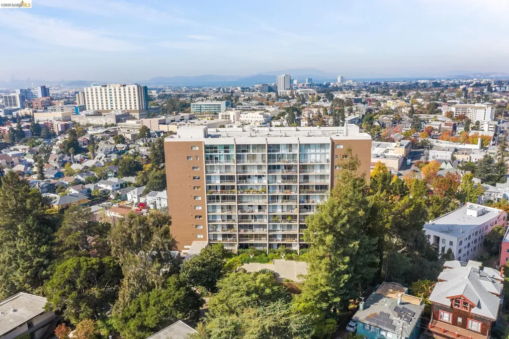 1 Kelton Court Oakland CA 94611