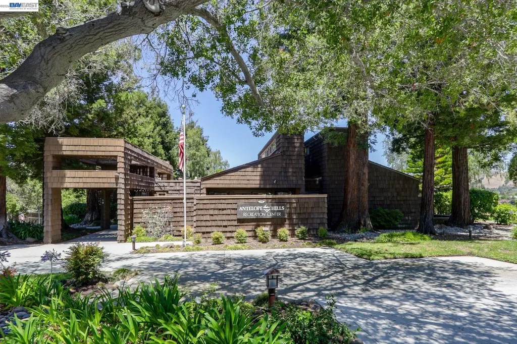 43354 Banda Terrace Fremont CA 94539