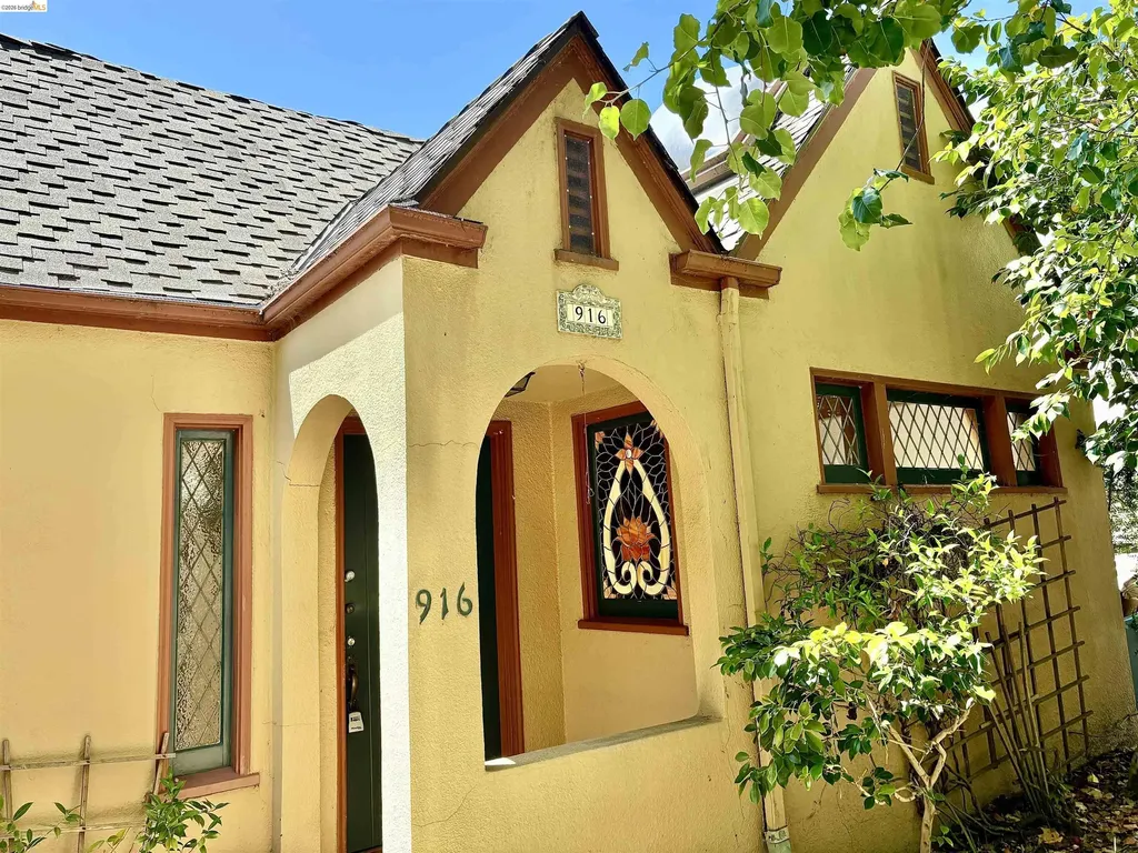 916 Cragmont Avenue Berkeley CA 94708