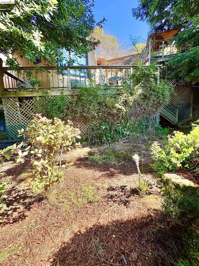 916 Cragmont Avenue Berkeley CA 94708
