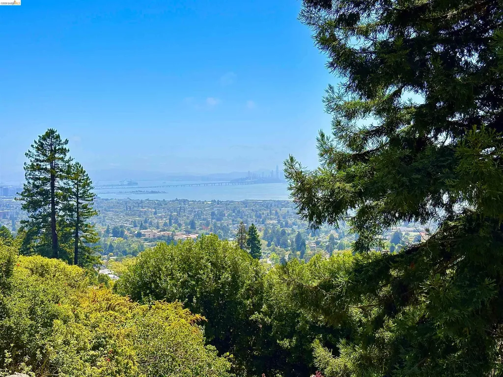 916 Cragmont Avenue Berkeley CA 94708
