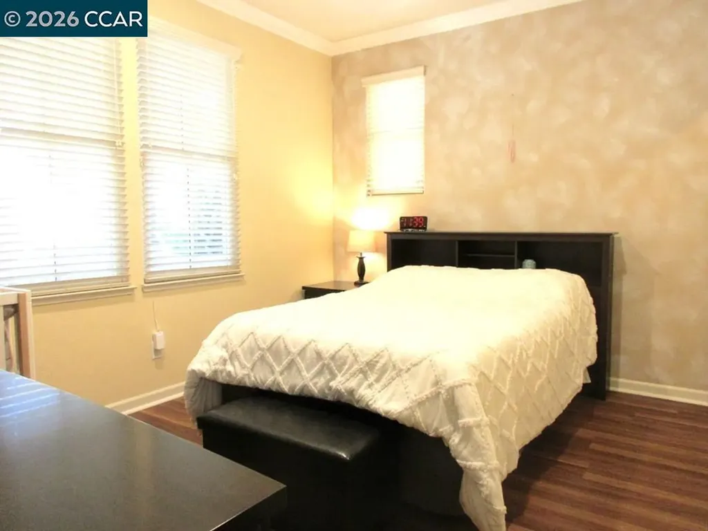 2072 Drake Lane Hercules CA 94547
