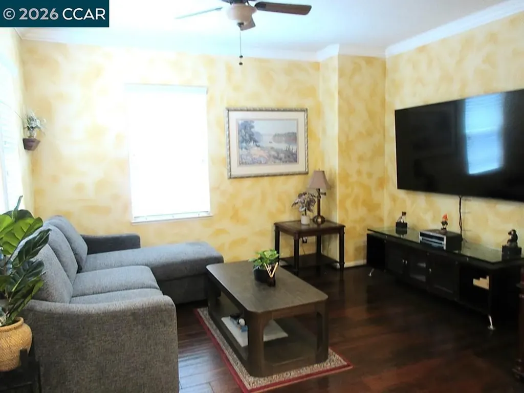 2072 Drake Lane Hercules CA 94547