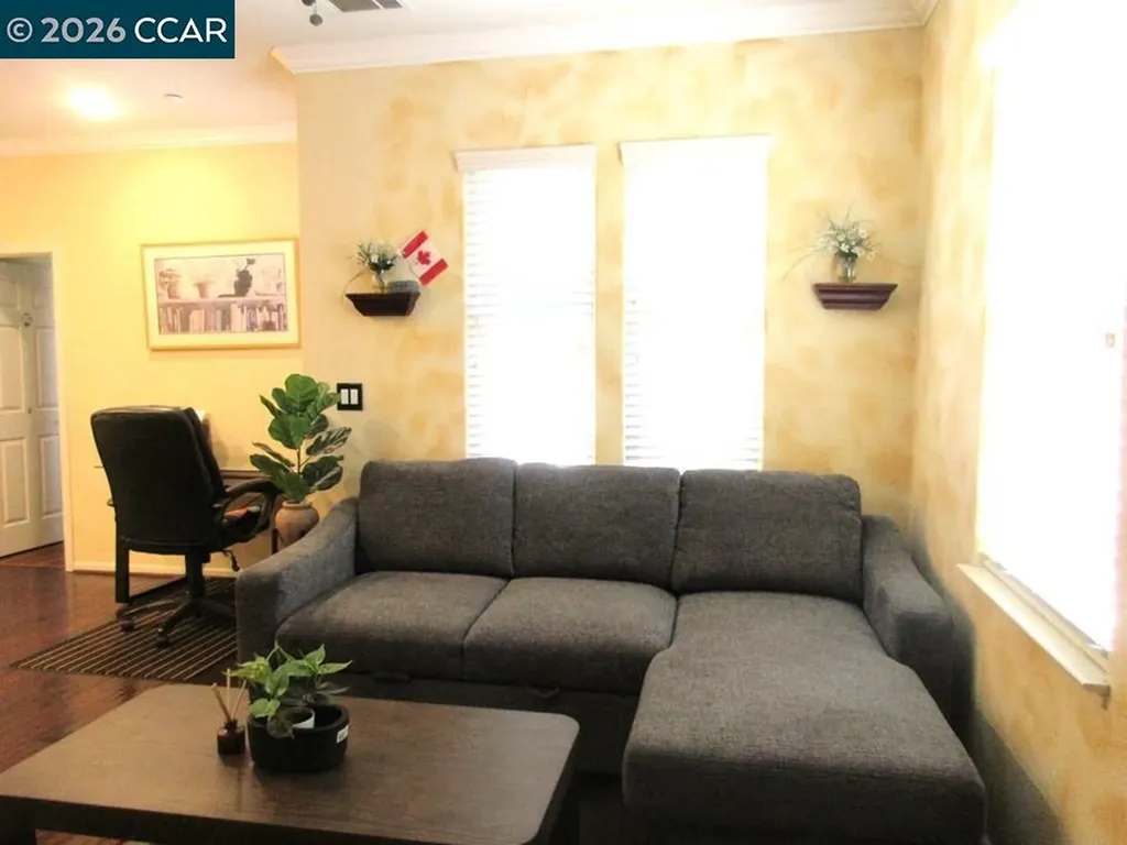 2072 Drake Lane Hercules CA 94547