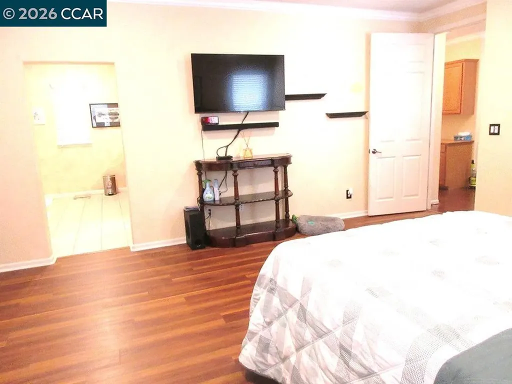 2072 Drake Lane Hercules CA 94547