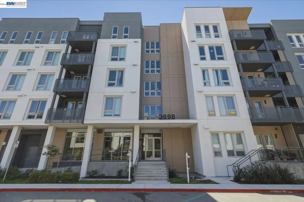 3698 Vision Common Fremont CA 94538