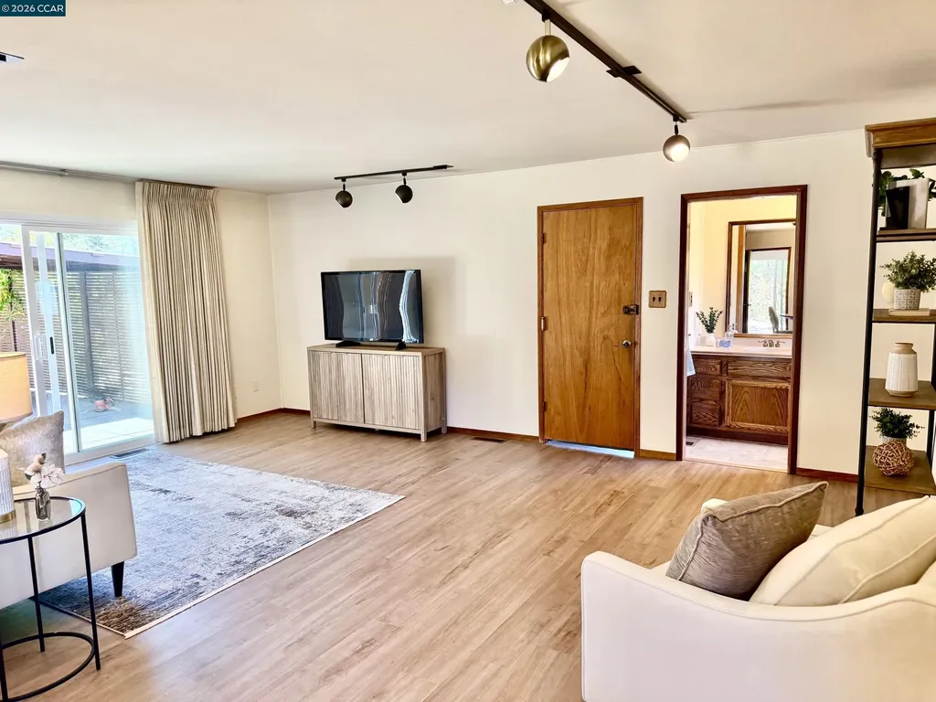 4440 Meadowbrook Drive Richmond CA 94803