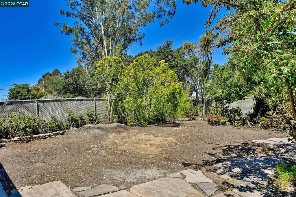 4440 Meadowbrook Drive Richmond CA 94803