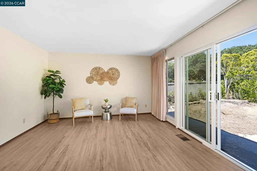 4440 Meadowbrook Drive Richmond CA 94803