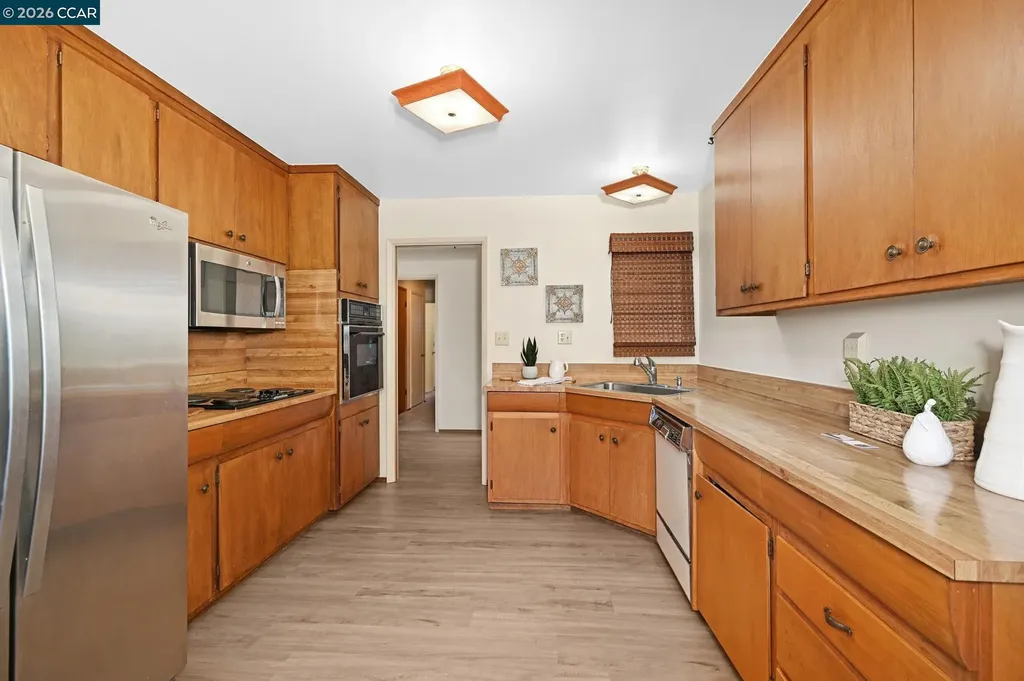4440 Meadowbrook Drive Richmond CA 94803