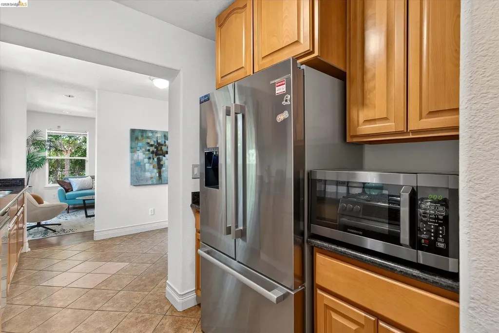 7925 Greenly Drive Oakland CA 94605