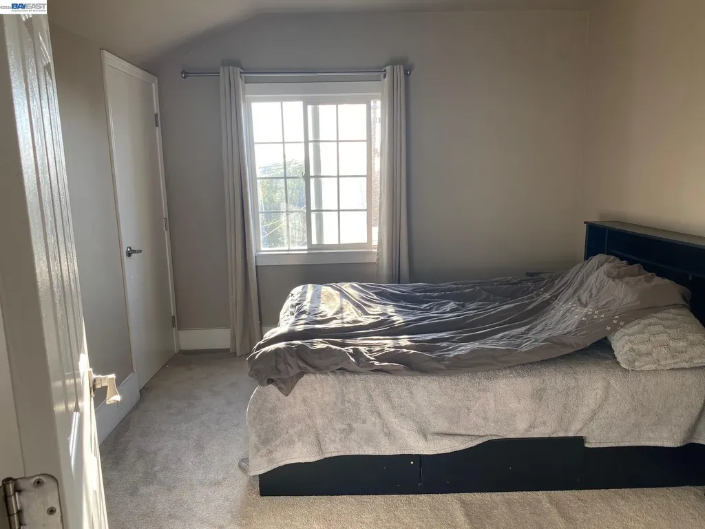 3264 Kansas Oakland CA 94602