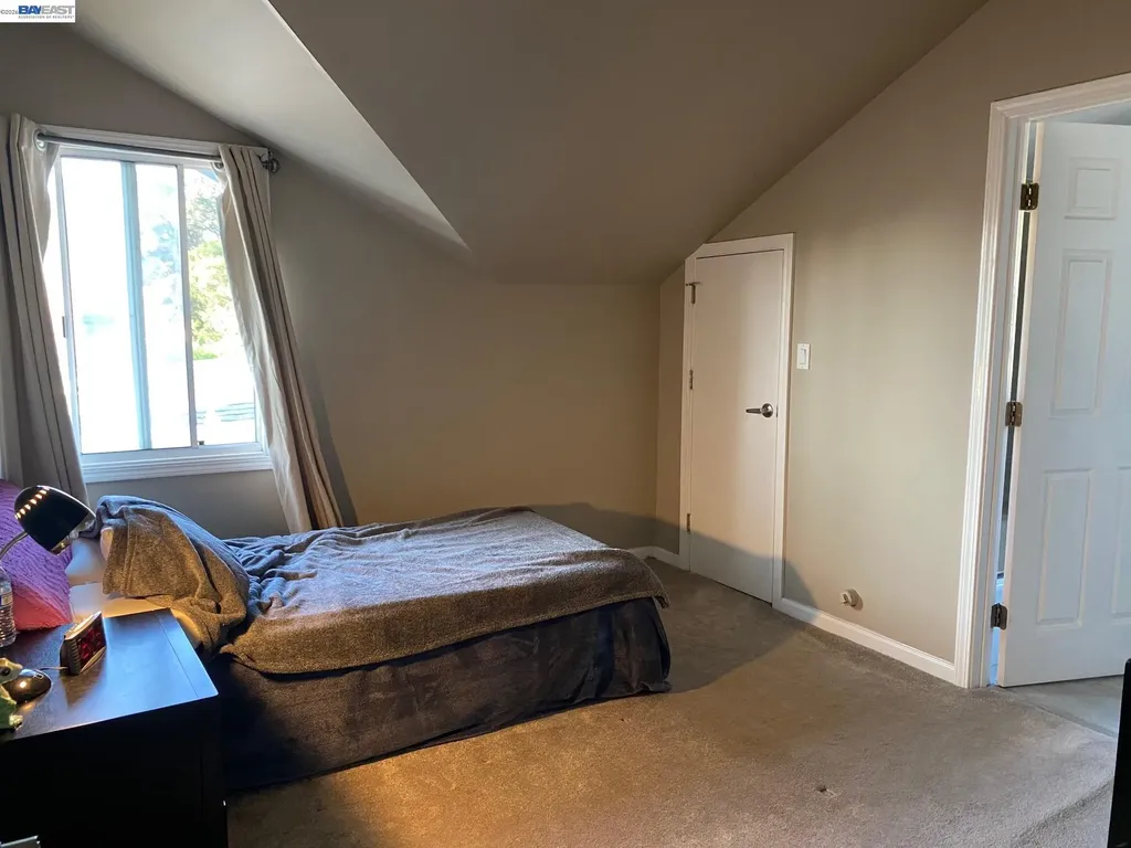 3264 Kansas Oakland CA 94602
