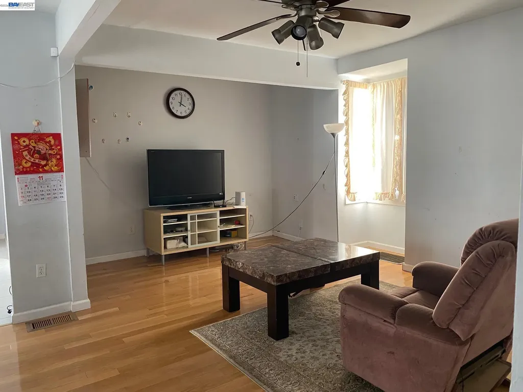 3264 Kansas Oakland CA 94602