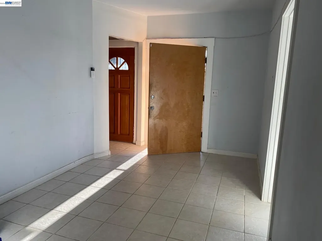 3264 Kansas Oakland CA 94602