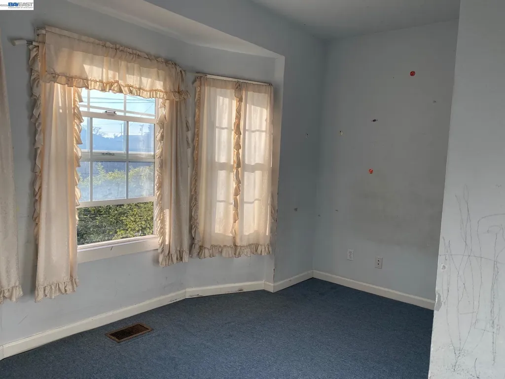 3264 Kansas Oakland CA 94602