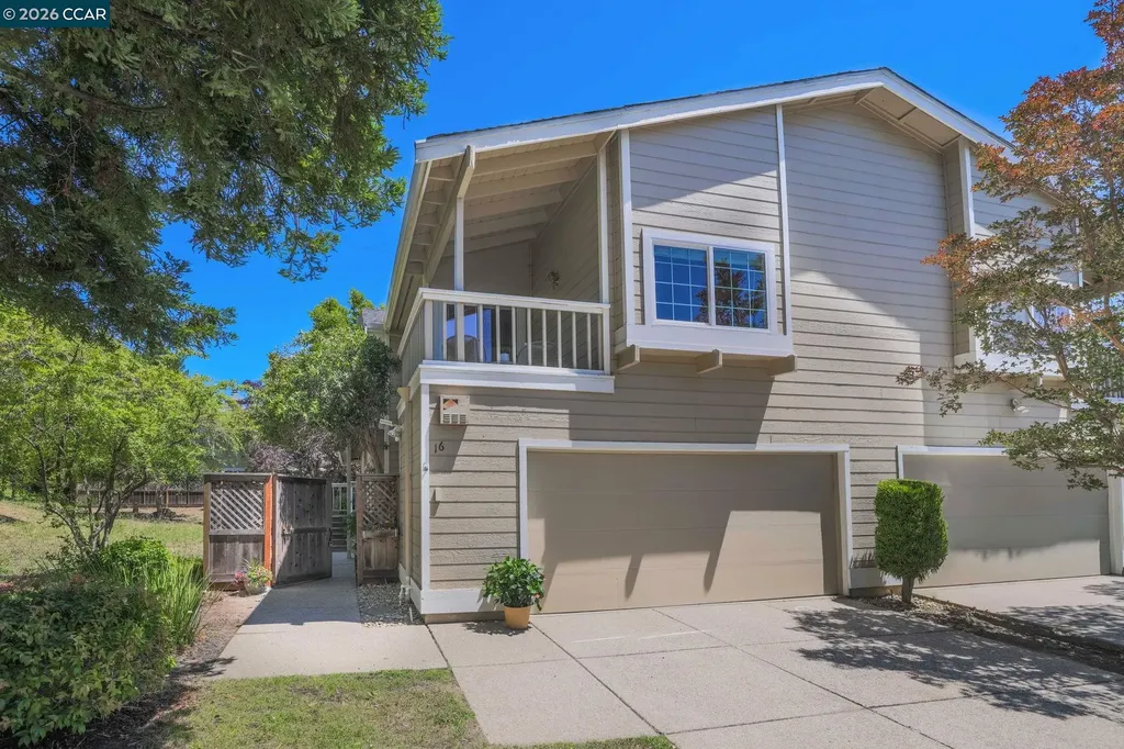 16 Josefa Place Moraga CA 94556