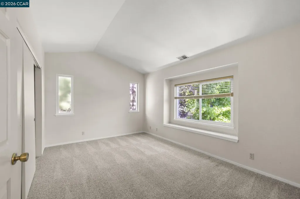 16 Josefa Place Moraga CA 94556