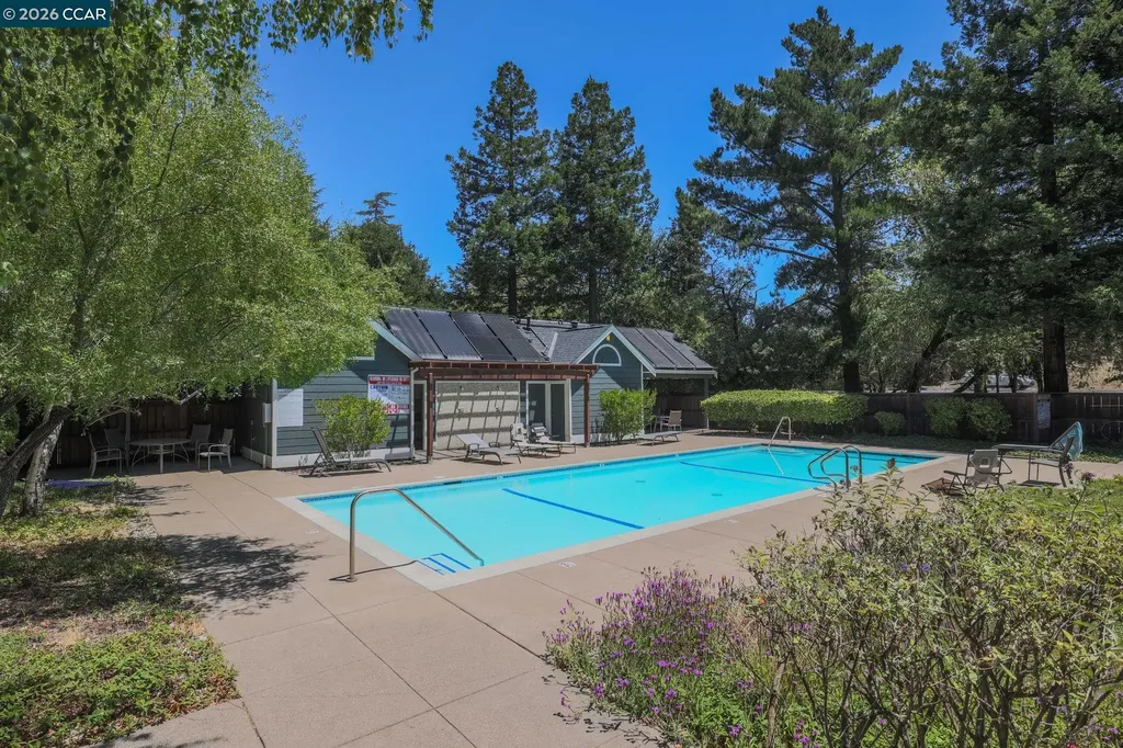 16 Josefa Place Moraga CA 94556