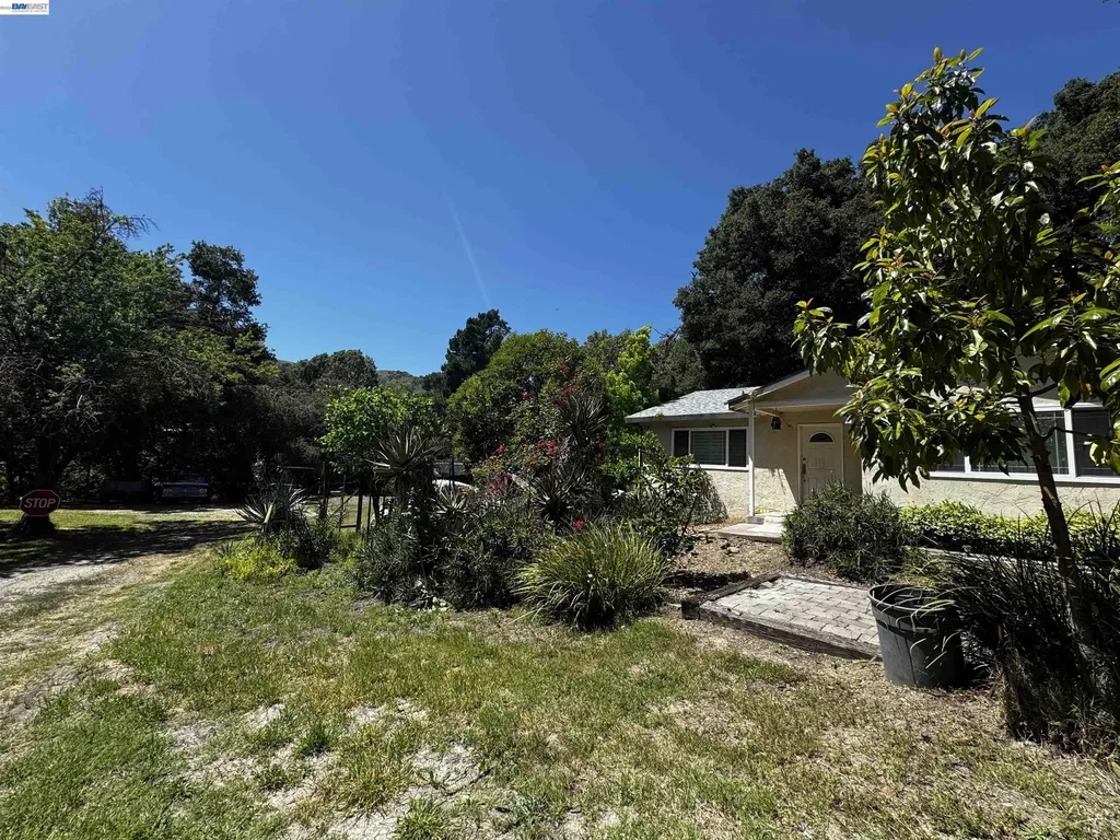 10160 Crow Canyon Road Castro Valley CA 94552