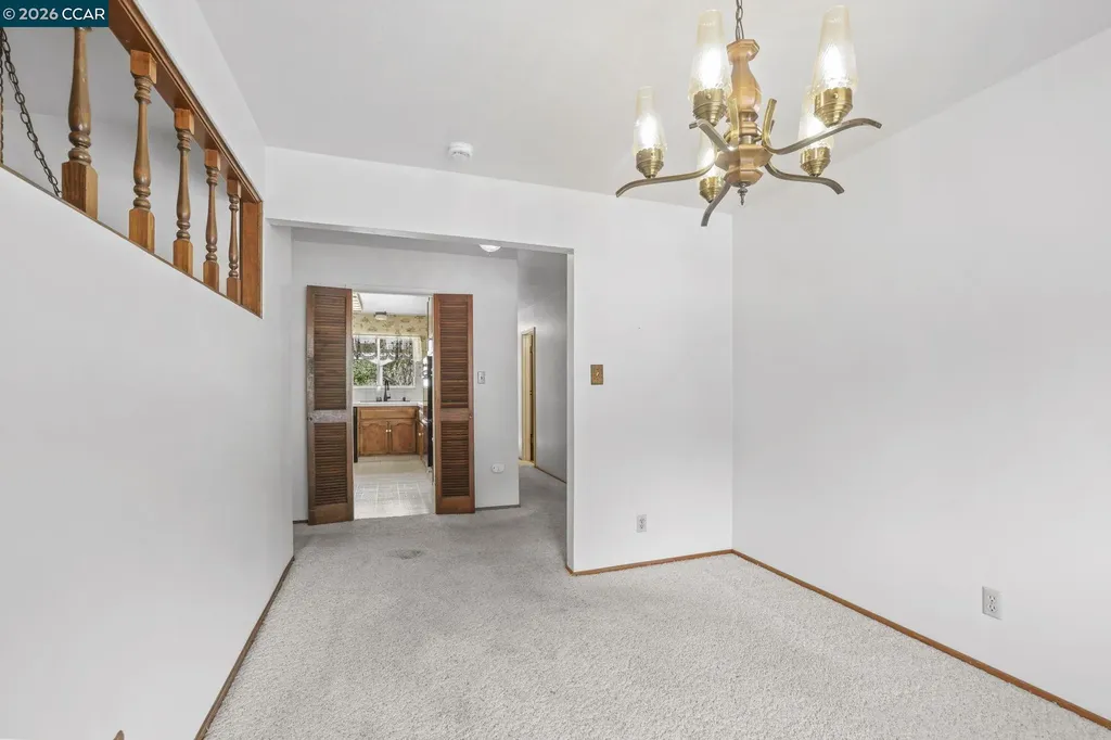 5218 Camino Alta Mira Castro Valley CA 94546