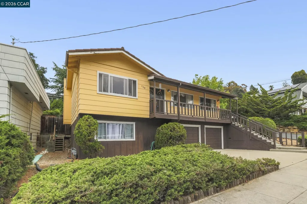 5218 Camino Alta Mira Castro Valley CA 94546