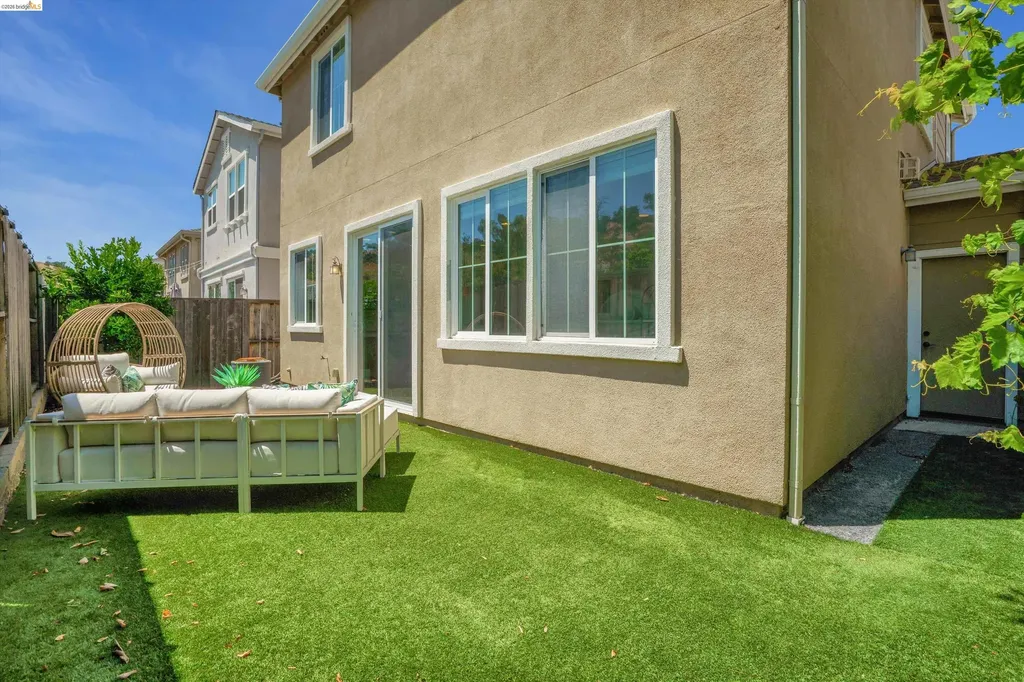 737 Katydid Court Martinez CA 94553
