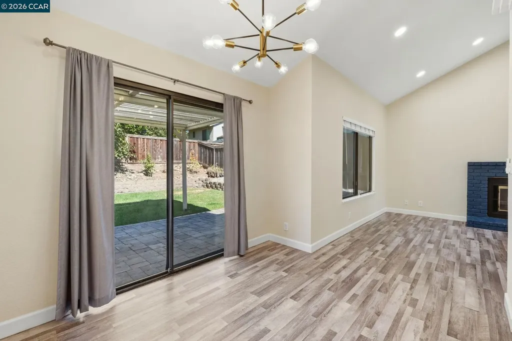 2300 Lake Park Court Martinez CA 94553