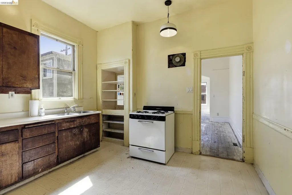956 53rd Street Oakland CA 94608