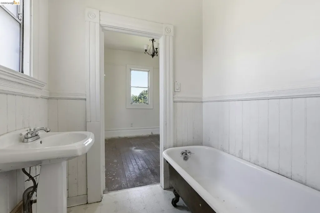 956 53rd Street Oakland CA 94608
